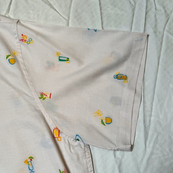 Tori Richard short sleeved button up - Picture 3 of 5